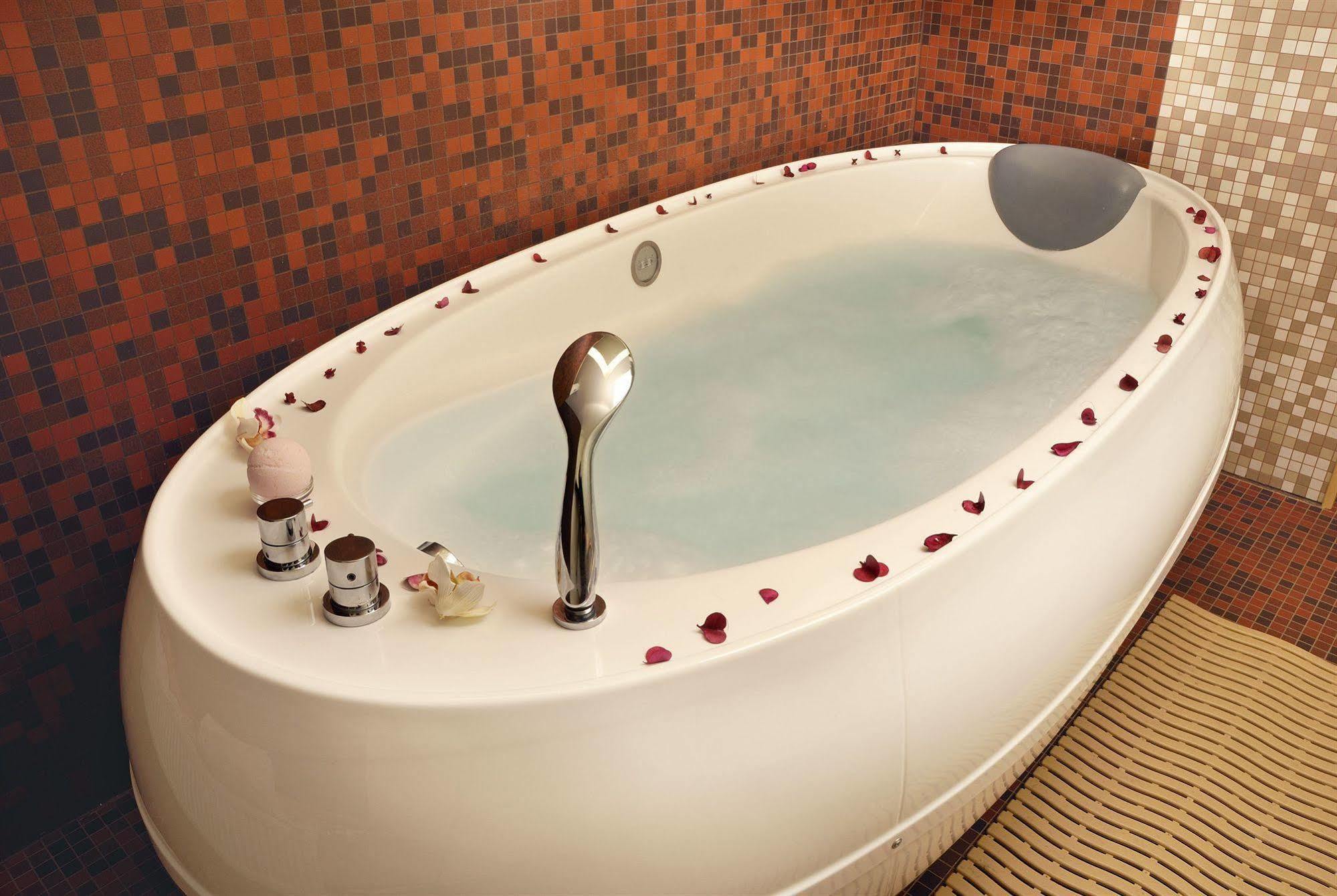 Spa Hotel Ezeri Sigulda Eksteriør bilde